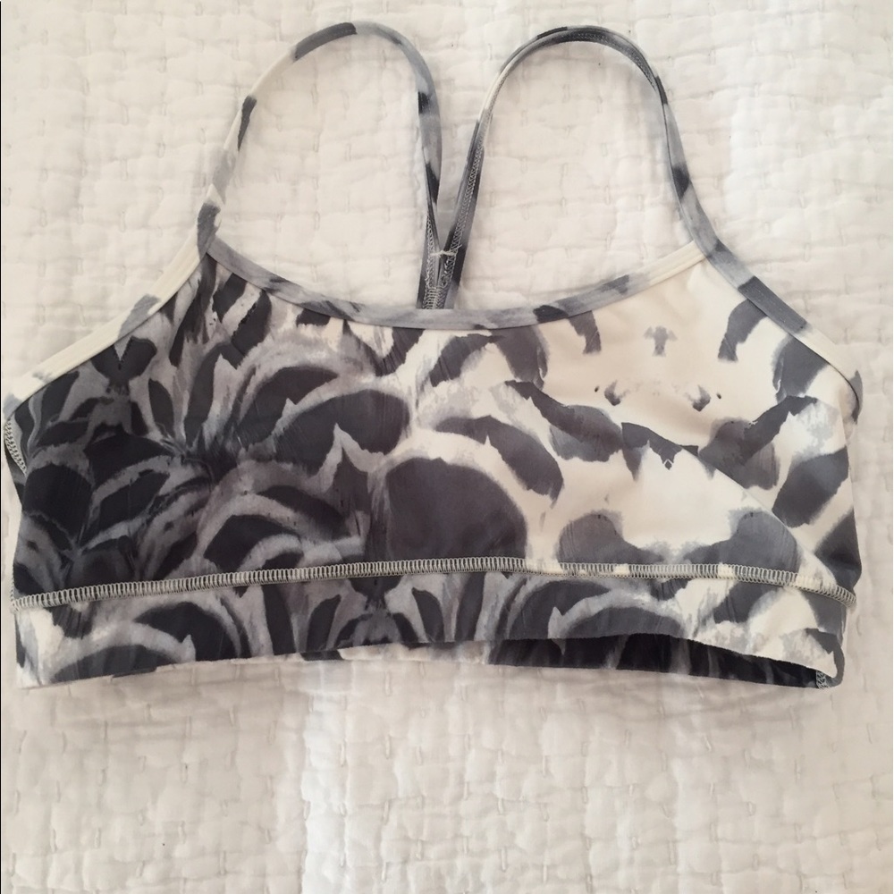 Lululemon Flow Y Bra